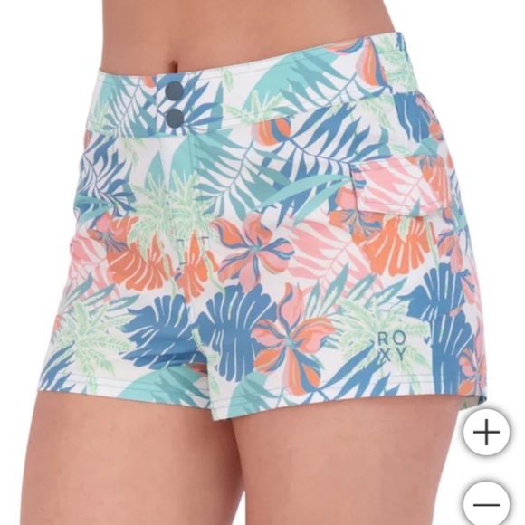 Roxy Women's Boardshort floral leaf print - Picture 2 of 5